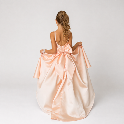 Eleganta un grezna Bazilio Premium kleita