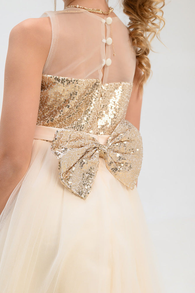 Gara svētku kleita meitenei