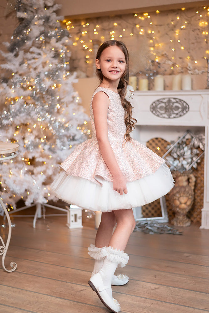 Grezna svētku kleita meitenei, gaiša, balta kleita, ar spīdumiem, bazilio kleita, svinīga kleita meitenei