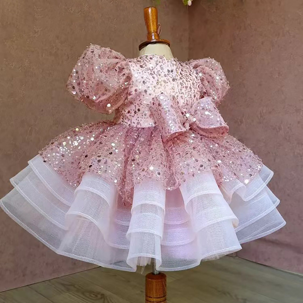 Īpaši kupla svinīga kleita meitenei